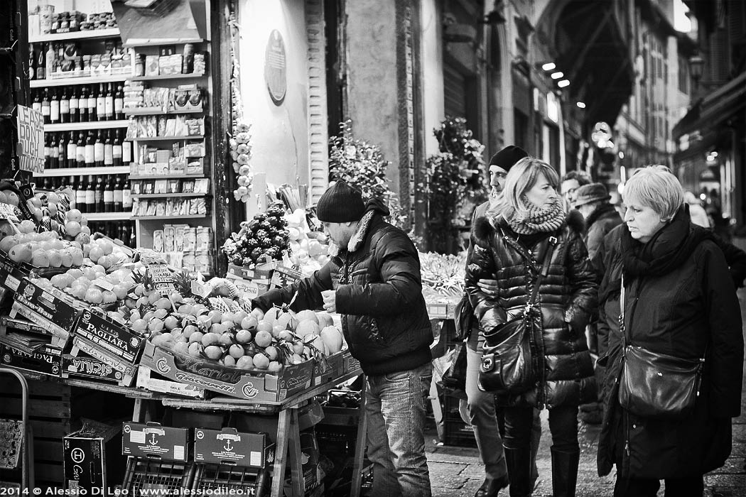 via Pescherie Vecchie Bologna